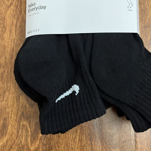 Nike Everyday Ankle Cotton Cushioned Socks 6 Pack - Picture 6 of 17